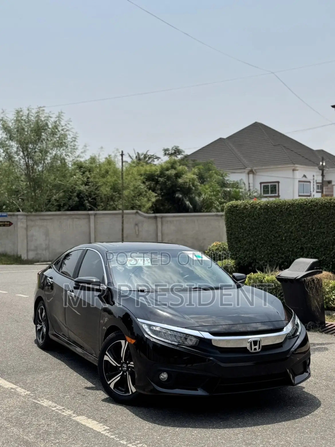 Honda Civic Touring 4dr Sedan (1.5L 4cyl) 2017 Black