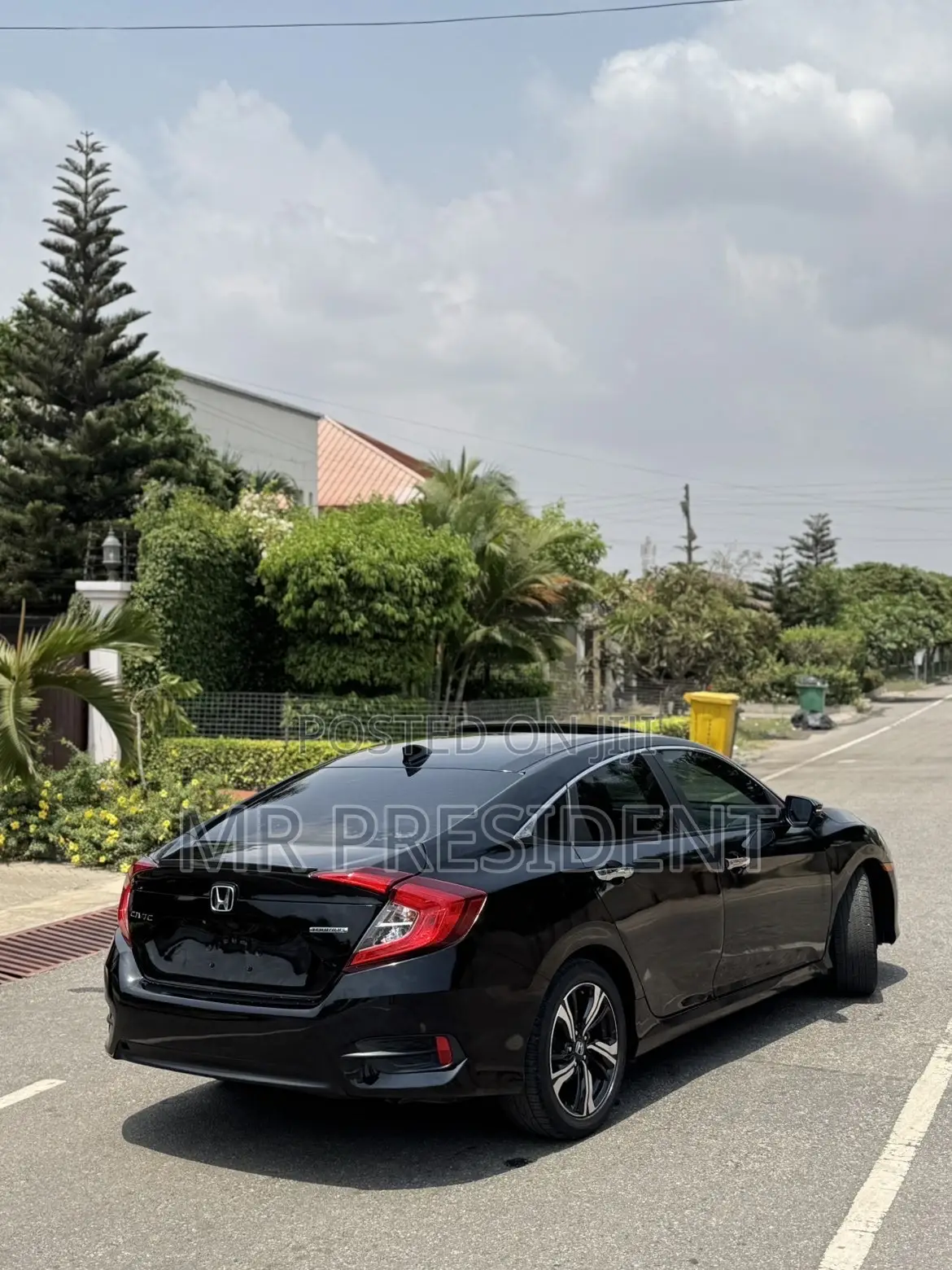 Honda Civic Touring 4dr Sedan (1.5L 4cyl) 2017 Black