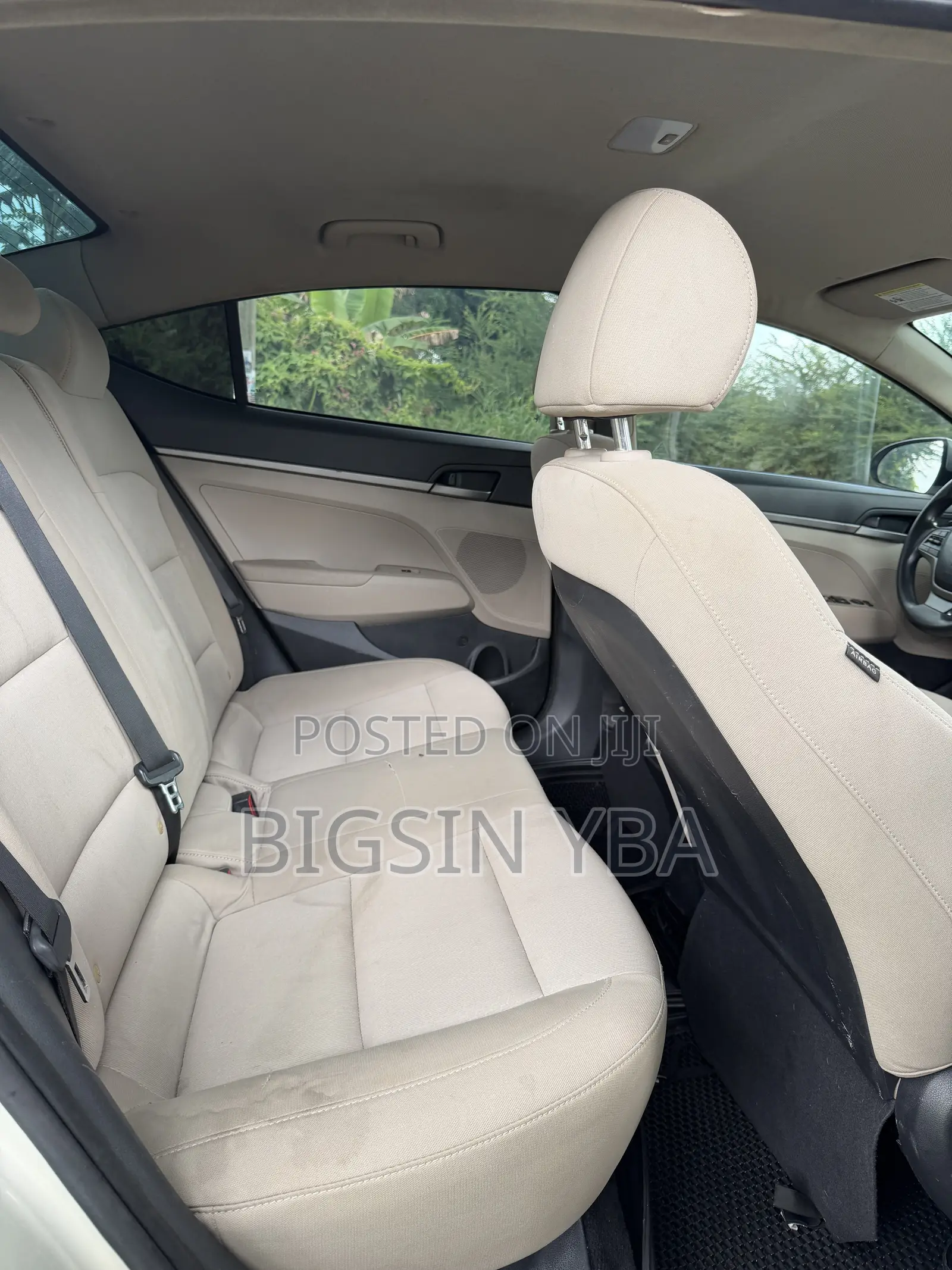 Hyundai Elantra SE Sedan FWD (2.0L 4cyl 6M) 2017 Green