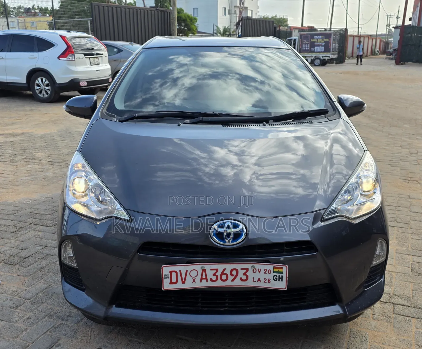 Toyota Aqua 2014 Gray