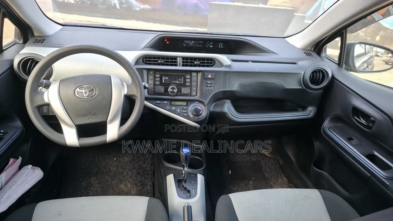 Toyota Aqua 2014 Gray