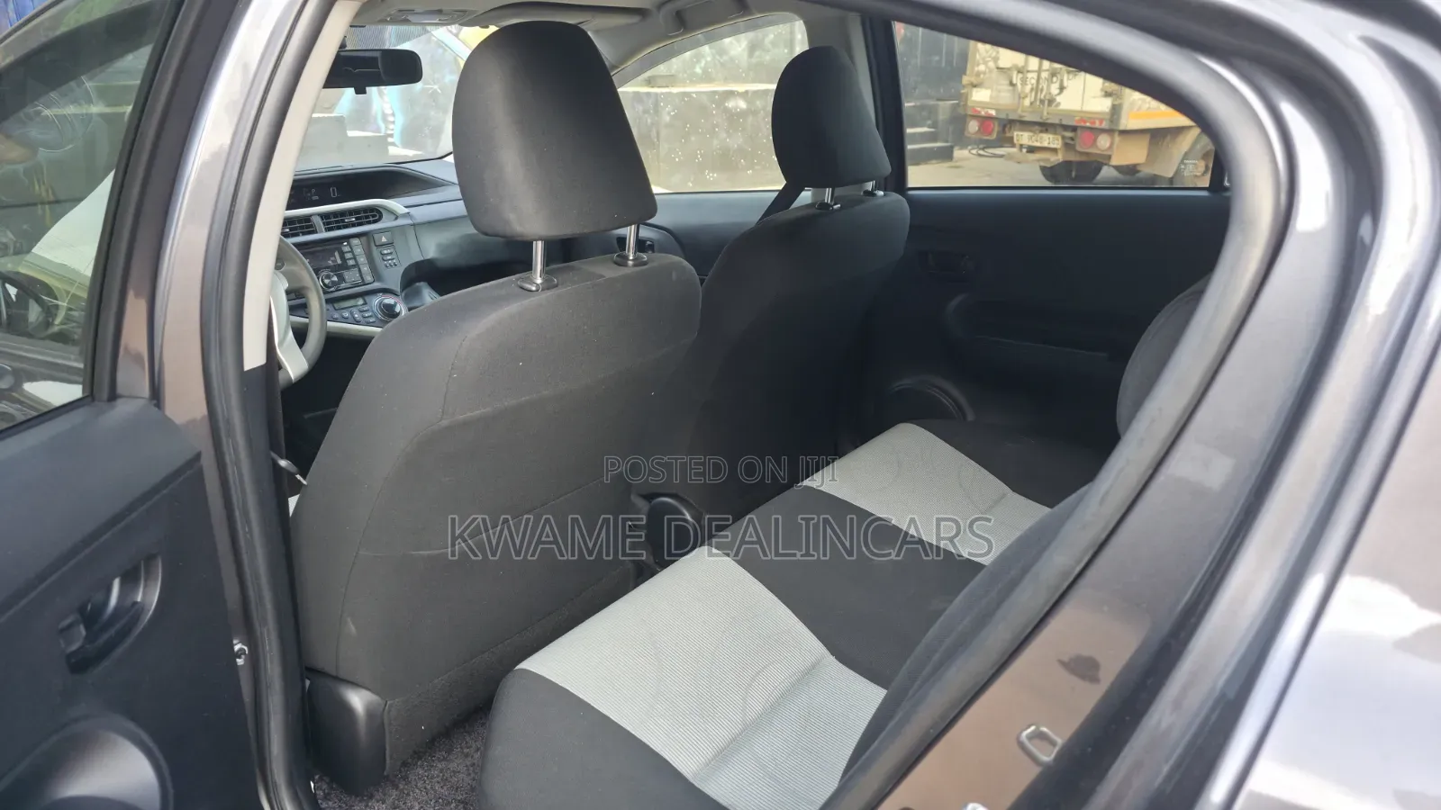 Toyota Aqua 2014 Gray