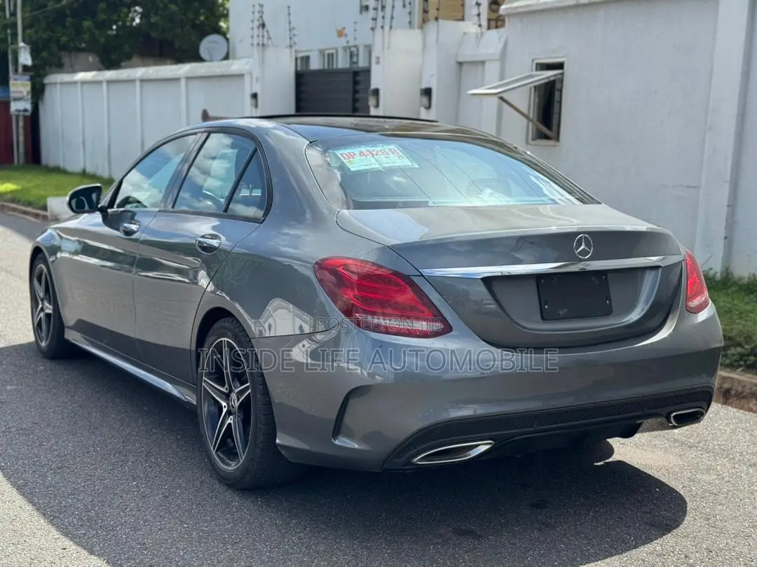 Mercedes-Benz C300 2017 Gray