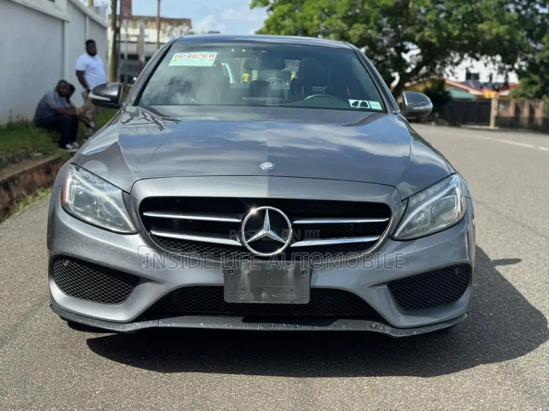 Mercedes-Benz C300 2017 Gray
