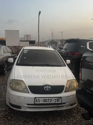 Toyota Corolla 2004 White