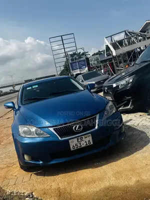 Lexus IS 250 C 2010 Blue