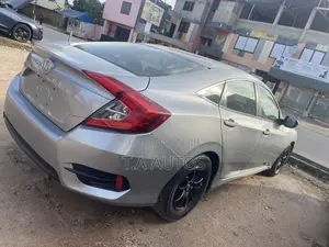Honda Civic EX 4dr Sedan (2.0L 4cyl) 2017 Gray