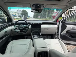 Hyundai Tucson XRT AWD 2025 White