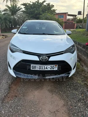Toyota Corolla LE Eco (1.8L 4cyl 2A) 2018 White