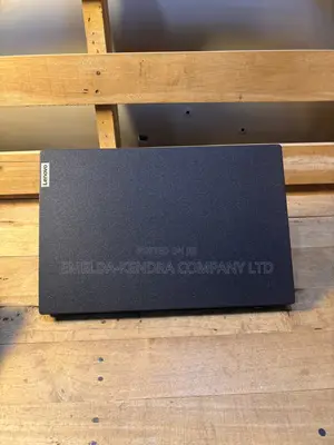 Laptop Lenovo IdeaPad 500S 8GB AMD Ryzen 5 SSD 512GB