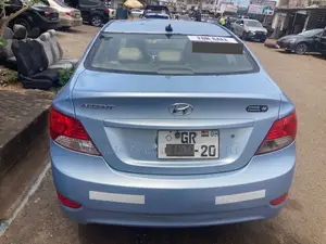 Hyundai Accent GLS 4dr Sedan (1.6L 4cyl 6A) 2014 Blue