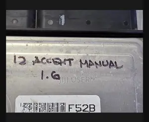 2012 Hyundai Accent 1.6l M/T Ecu Ecm Oem 39110-2bae1