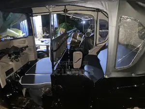 Bajaj RE 2025 Black