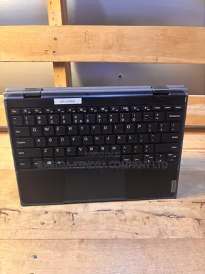 Laptop Lenovo 300e 4GB Intel SSD 128GB