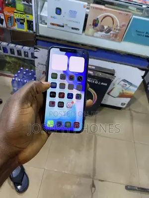 Apple iPhone 11 Pro Max 64 GB Black