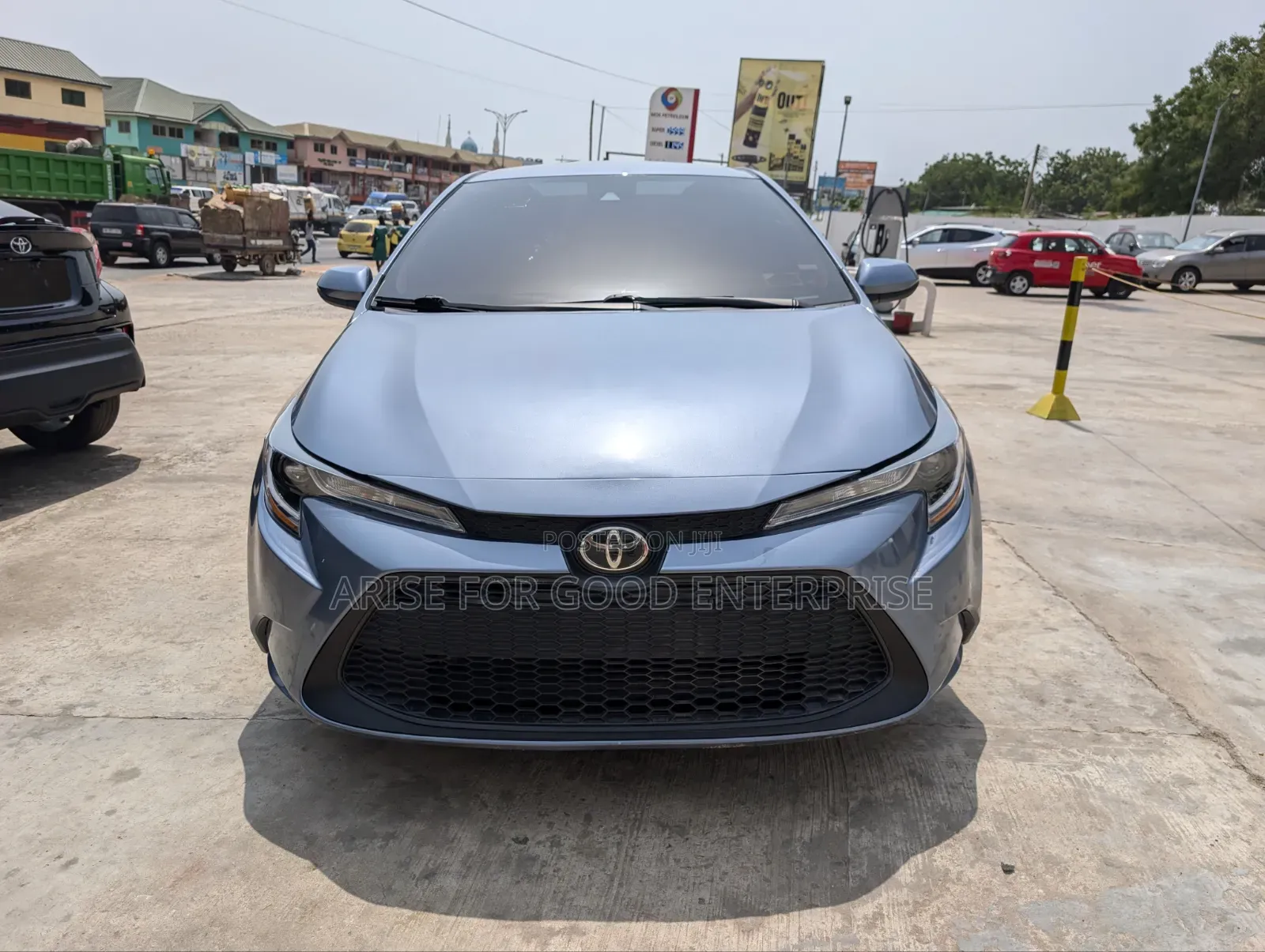 Toyota Corolla LE 2021 Blue