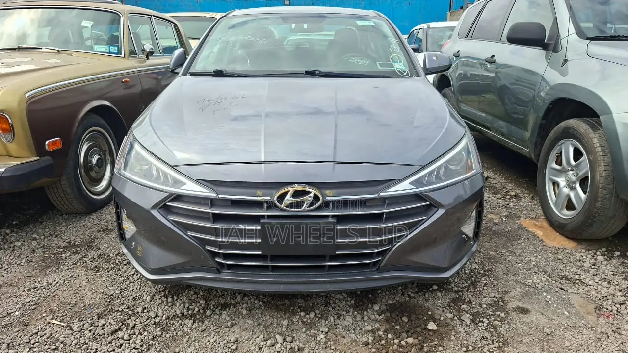 Hyundai Elantra 2019 Gray