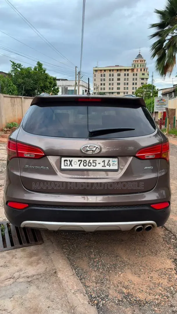 Hyundai Santa Fe Limited 4dr SUV AWD w/Saddle Interior (3.3L 6cyl 6A)