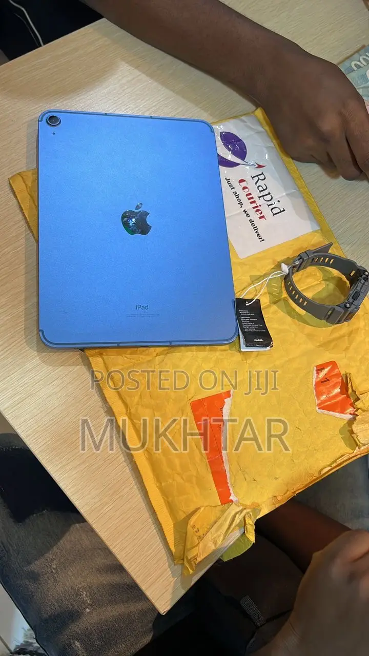 Apple iPad (2025) 64 GB Blue