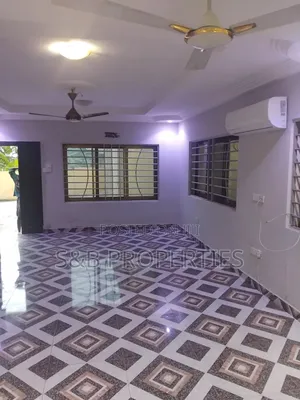 4bdrm Apartment in ECOMOG for rent