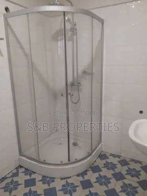 4bdrm Apartment in ECOMOG for rent
