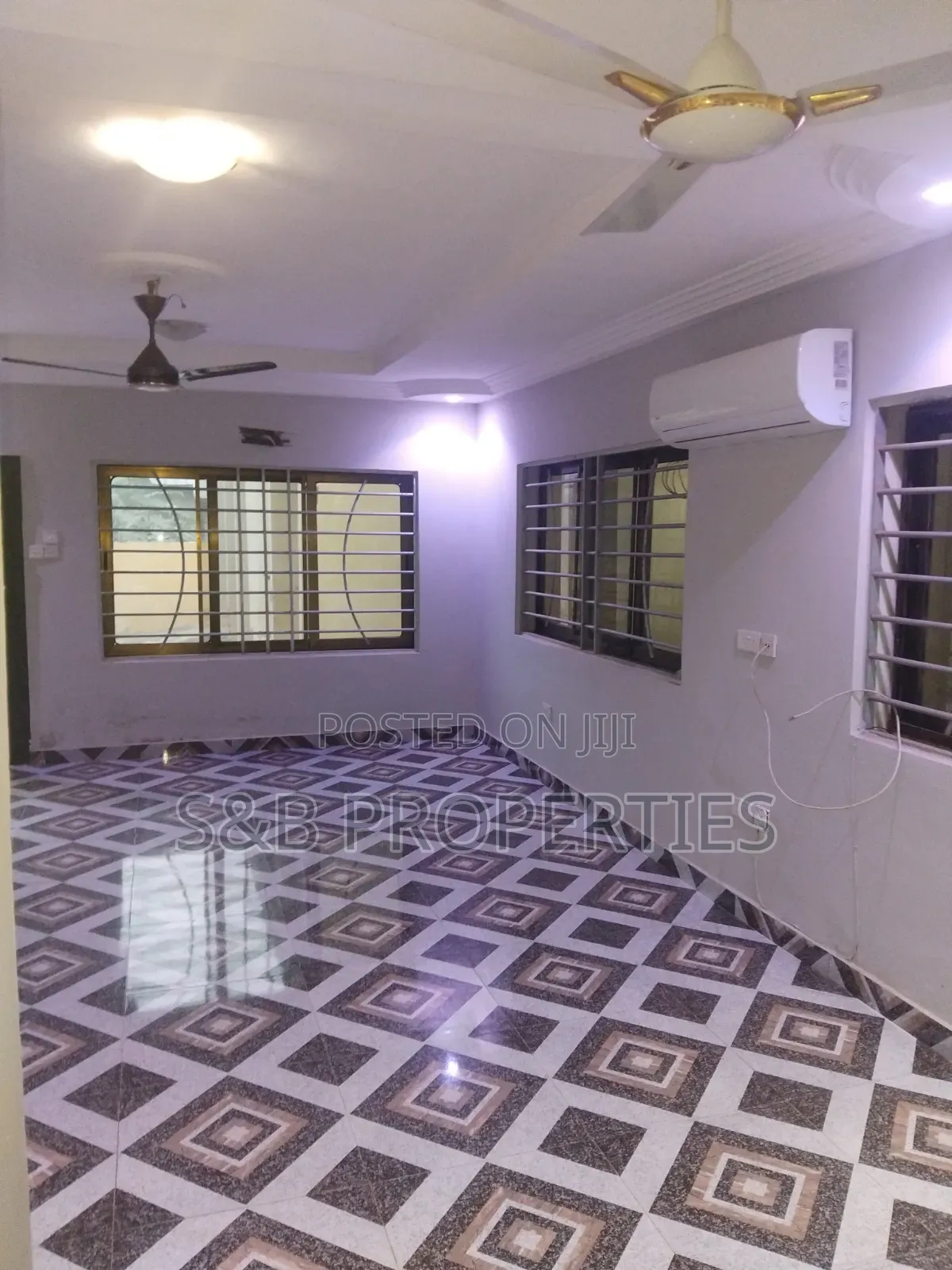 4bdrm Apartment in ECOMOG for rent