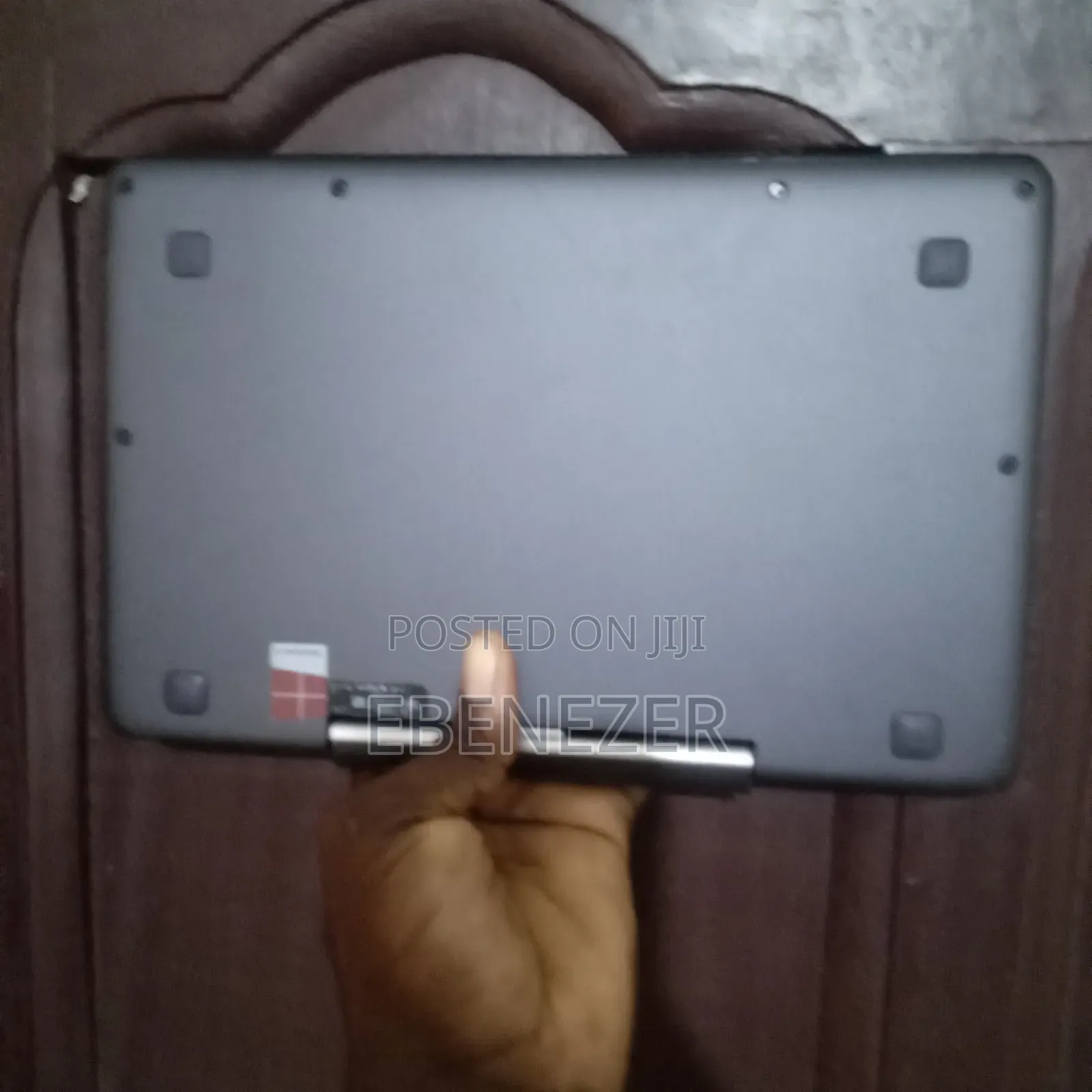 Laptop Asus 2GB Intel Core 3 HDD 32GB