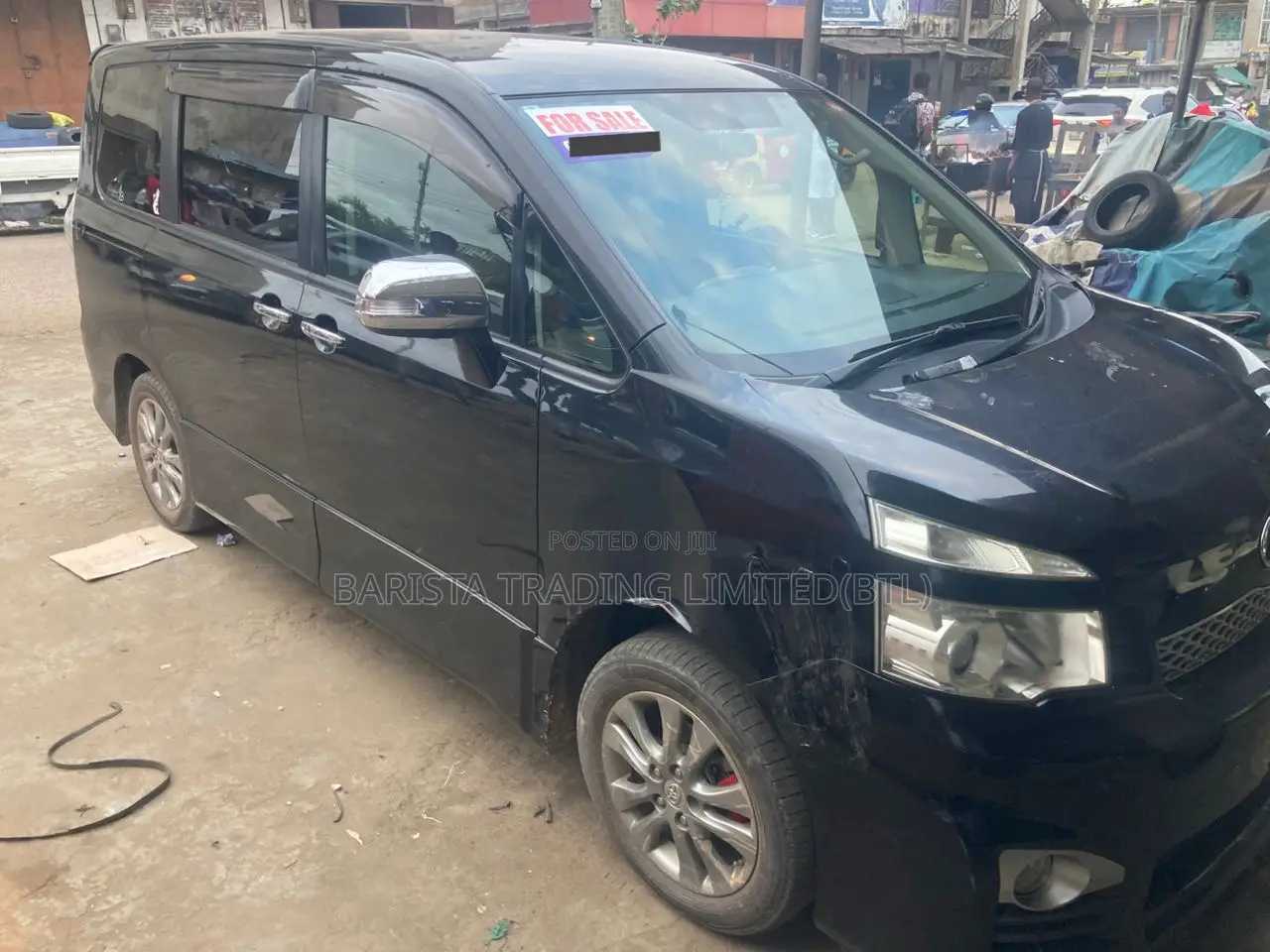 Toyota Voxy 2013 Black
