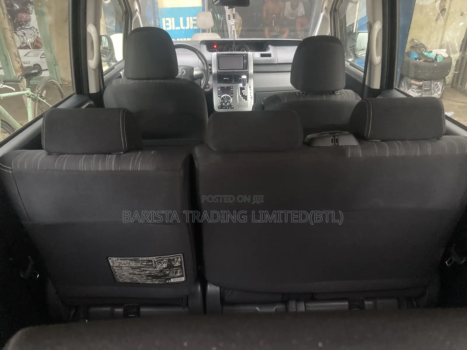 Toyota Voxy 2013 Black