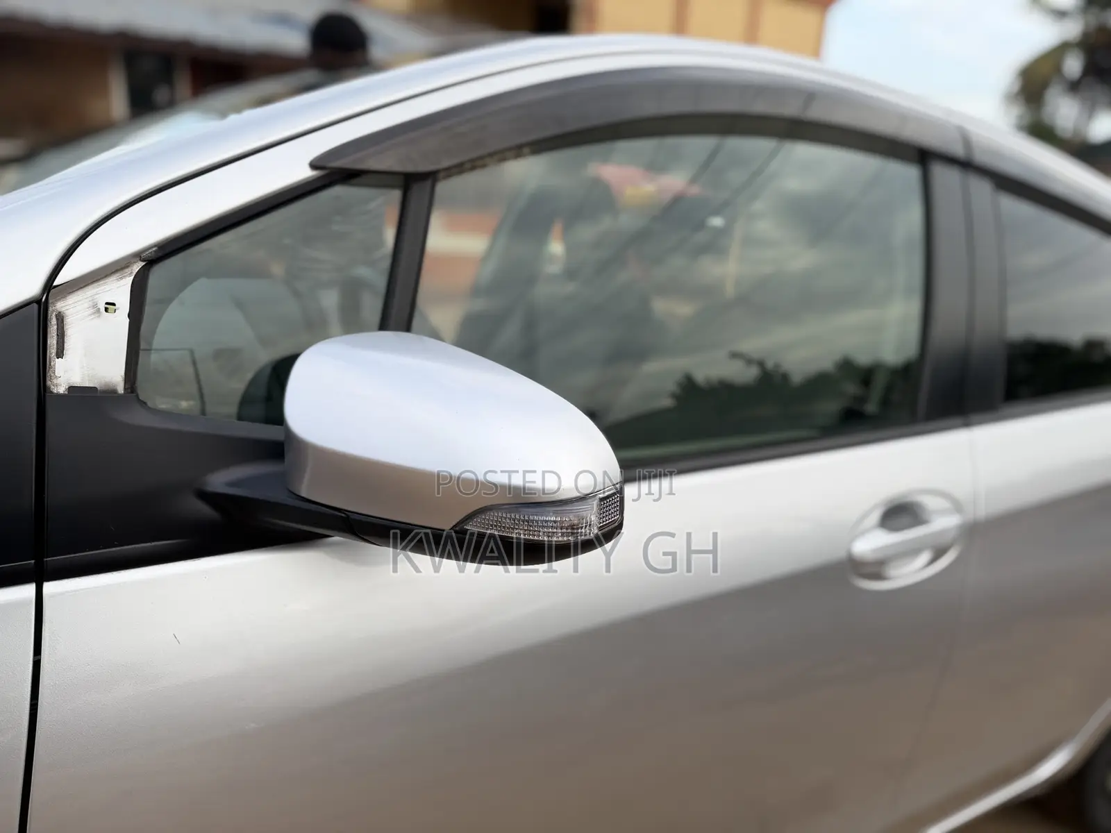 Toyota Vitz 1.3 AWD 3dr 2012 Silver