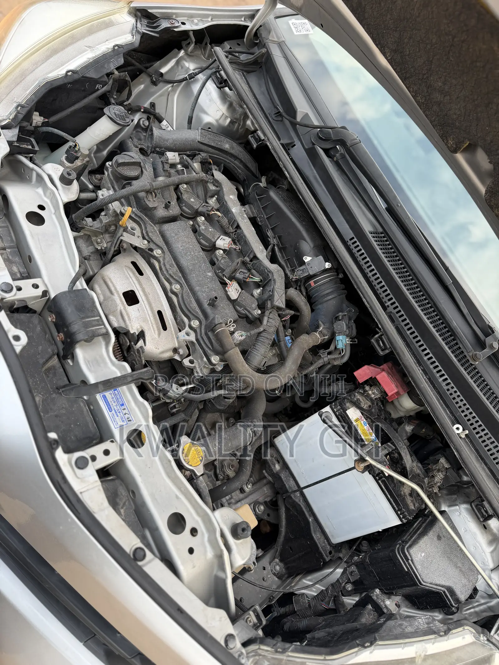 Toyota Vitz 1.3 AWD 3dr 2012 Silver