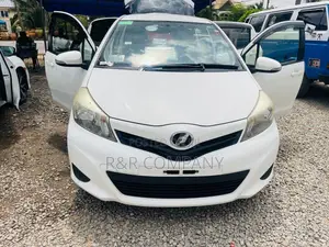 Toyota Vitz 2013 White