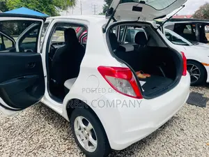 Toyota Vitz 2013 White