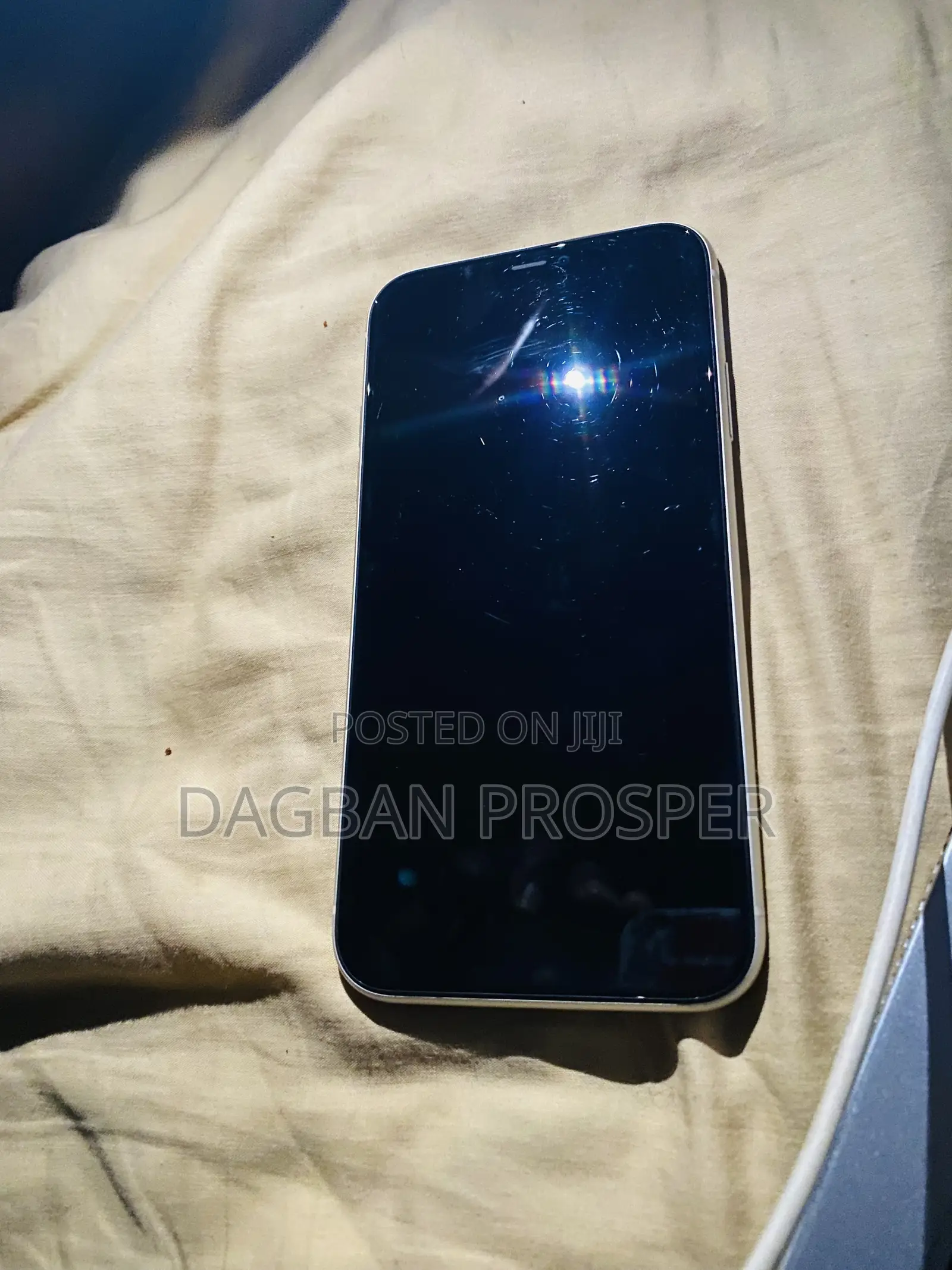 Apple iPhone 11 64 GB White