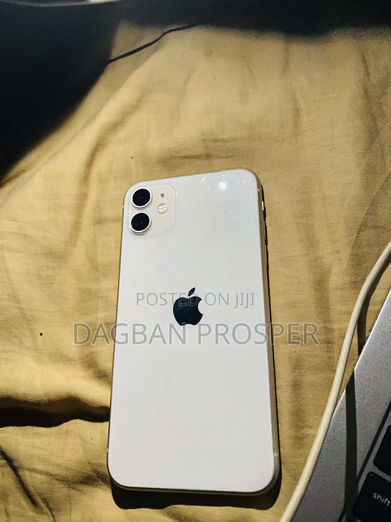 Apple iPhone 11 64 GB White