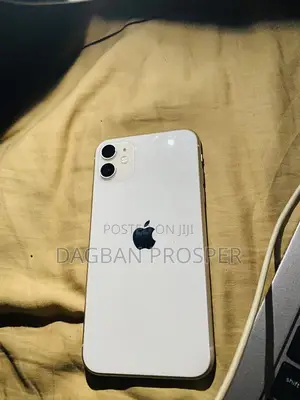 Apple iPhone 11 64 GB White
