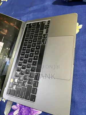 Laptop Apple MacBook Pro 2020 8GB Intel Core i5 SSD 256GB