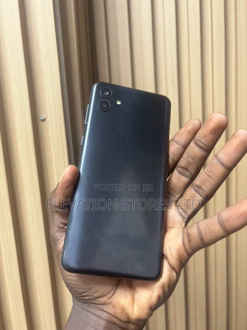 Samsung Galaxy A04 64 GB Black