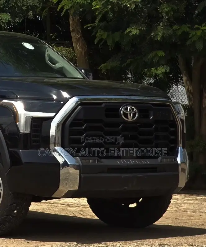 Toyota Tundra SR Double Cab 6.5' Bed 2024 Black