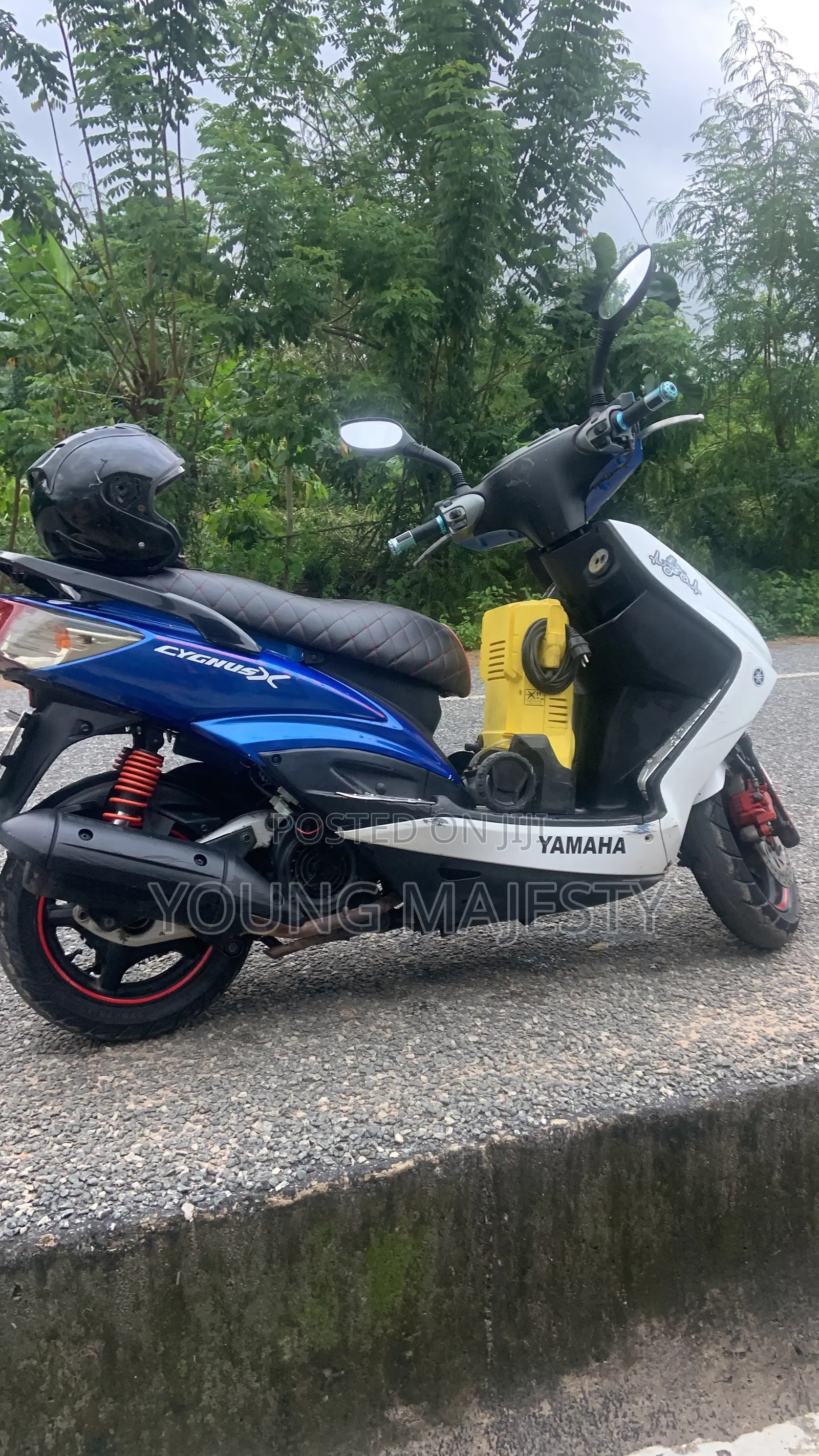 Yamaha 2020 White
