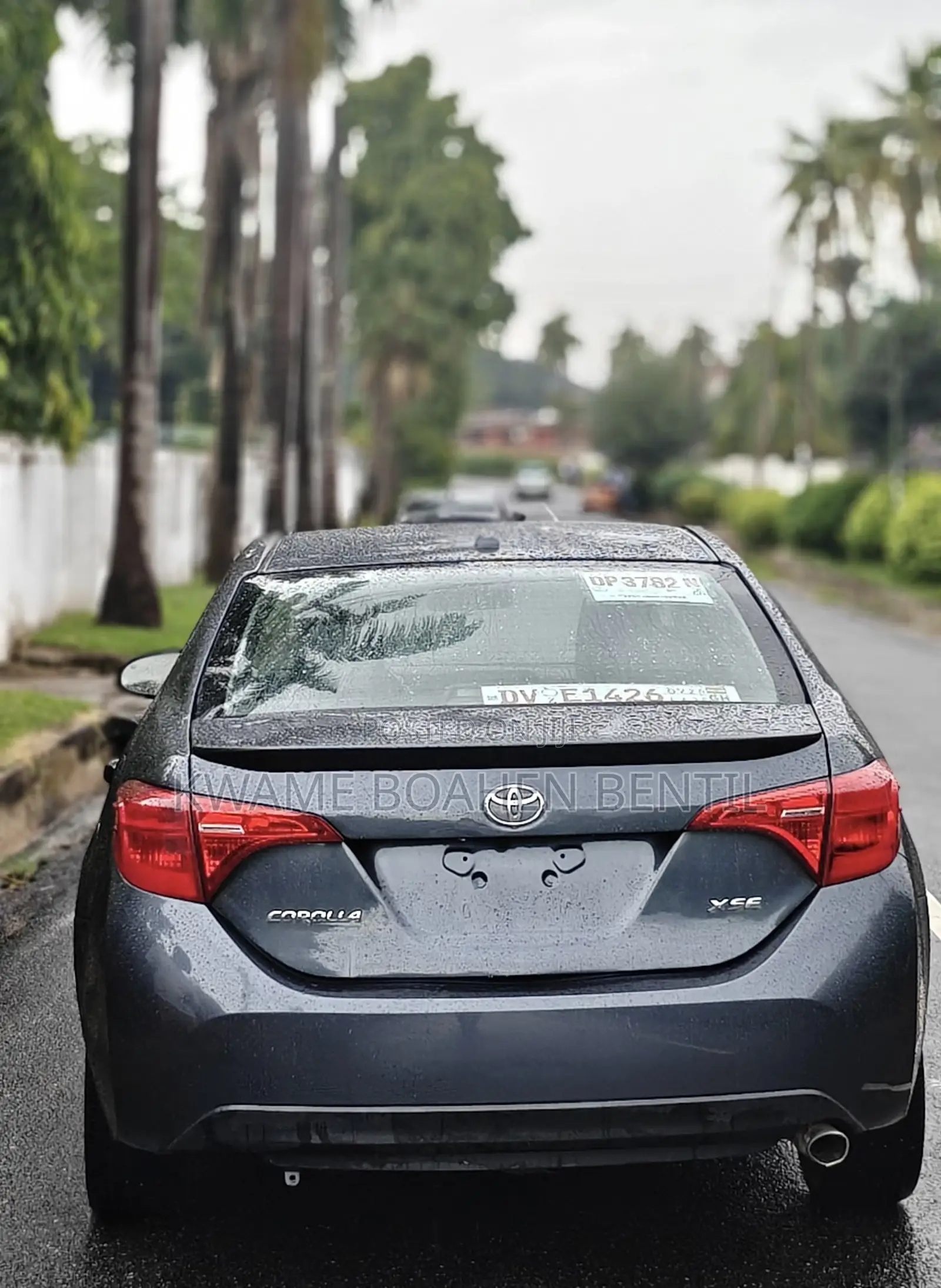 Toyota Corolla XSE (1.8L 4cyl 2A) 2018 Gray