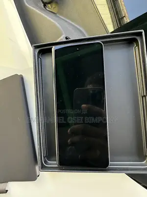 New Samsung Galaxy Fold 512 GB Black