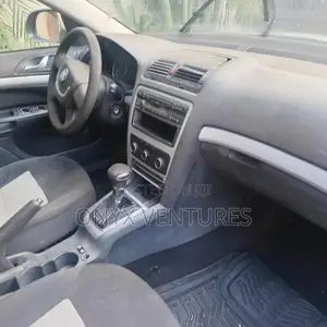 Skoda Octavia 2011 Silver