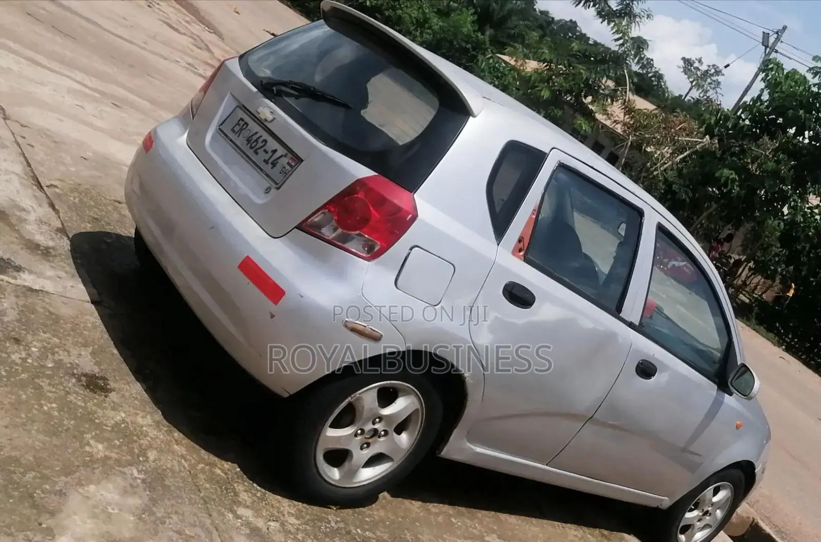 Chevrolet Aveo 2012 Silver
