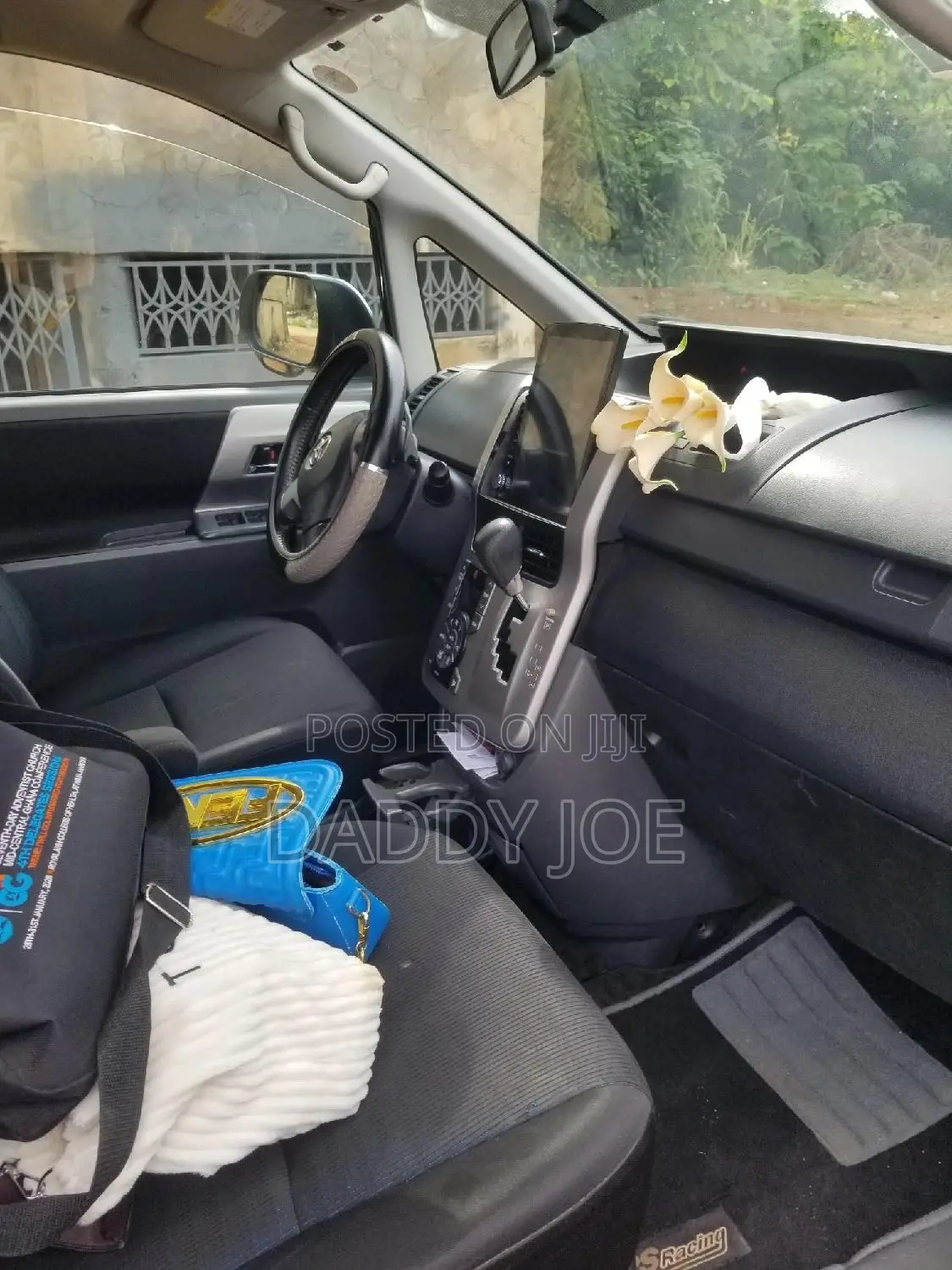 Toyota Voxy 2009 Blue