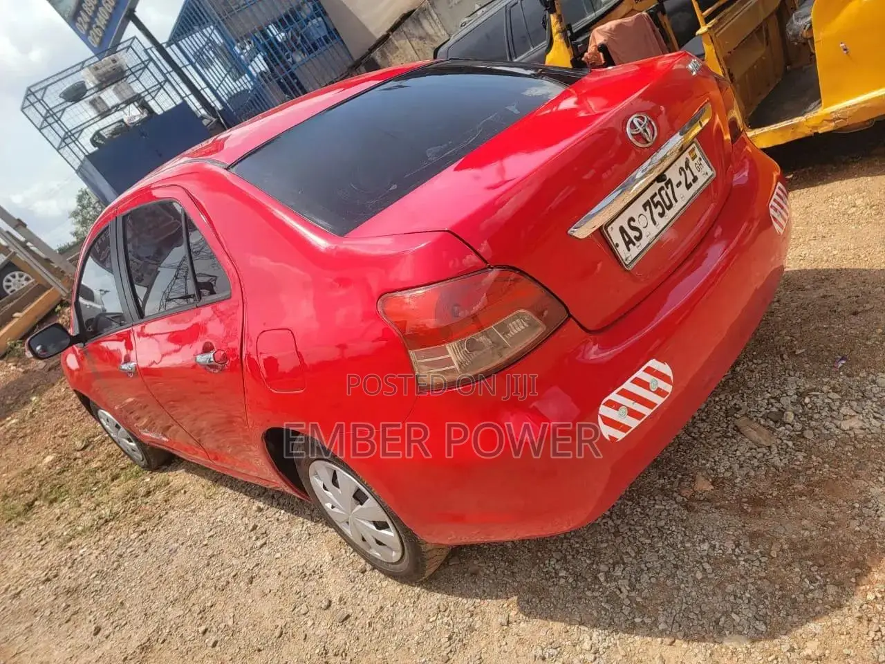 Toyota Yaris 2010 Red