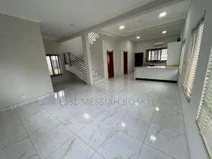 5bdrm Mansion in J&J Estate Limited, Ejisu-Juaben Municipal for sale