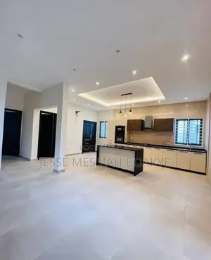 5bdrm Mansion in J&J Estate Limited, Ejisu-Juaben Municipal for sale