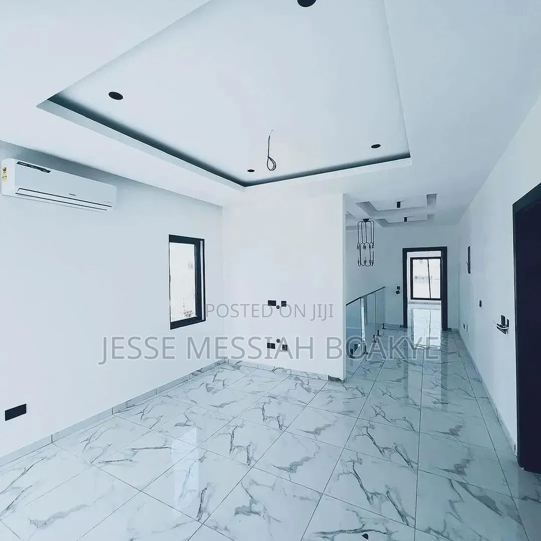 5bdrm Mansion in J&J Estate Limited, Ejisu-Juaben Municipal for sale