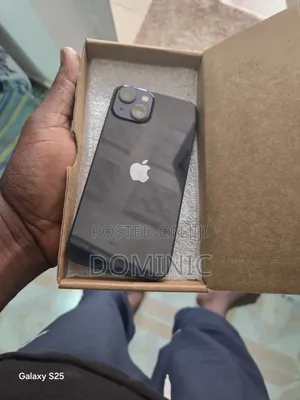 Apple iPhone 13 128 GB